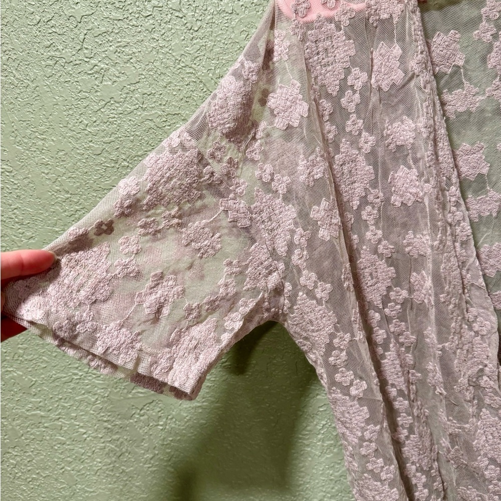 Maurices Blush Lace Kimono - Picture 3 of 4
